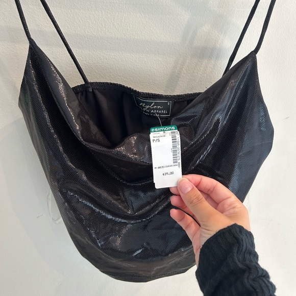 Brand new cropped top - Picture 3 of 3